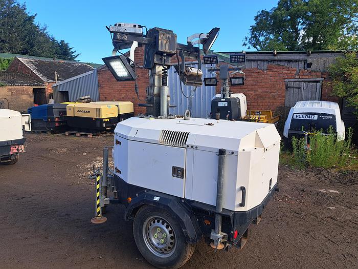 Used Towerlight VB9 Lighting Tower 