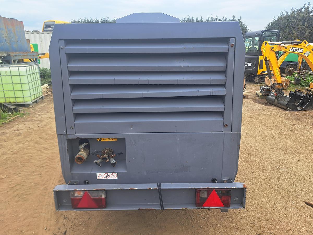 Used Atlas copco XAVS186 ST4