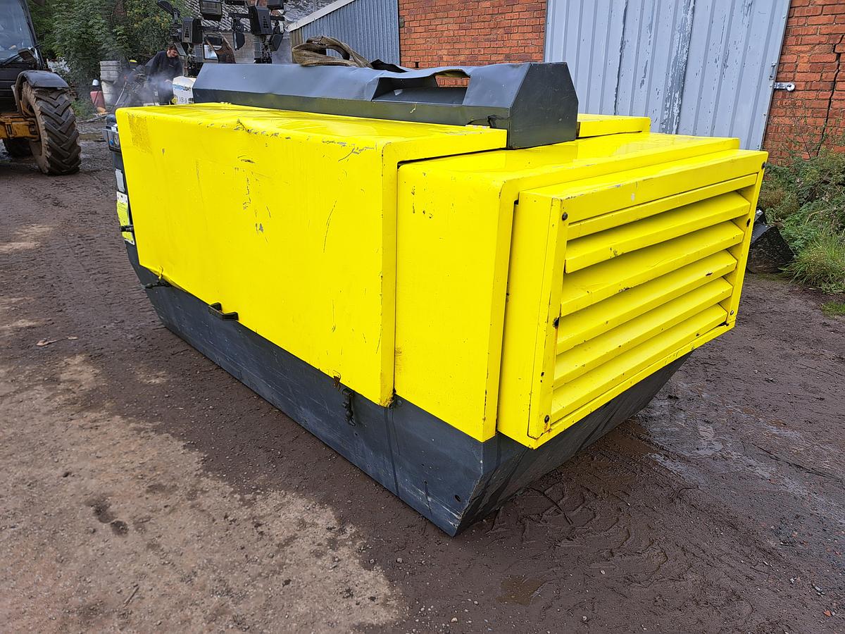 Used Atlas copco xahs 186