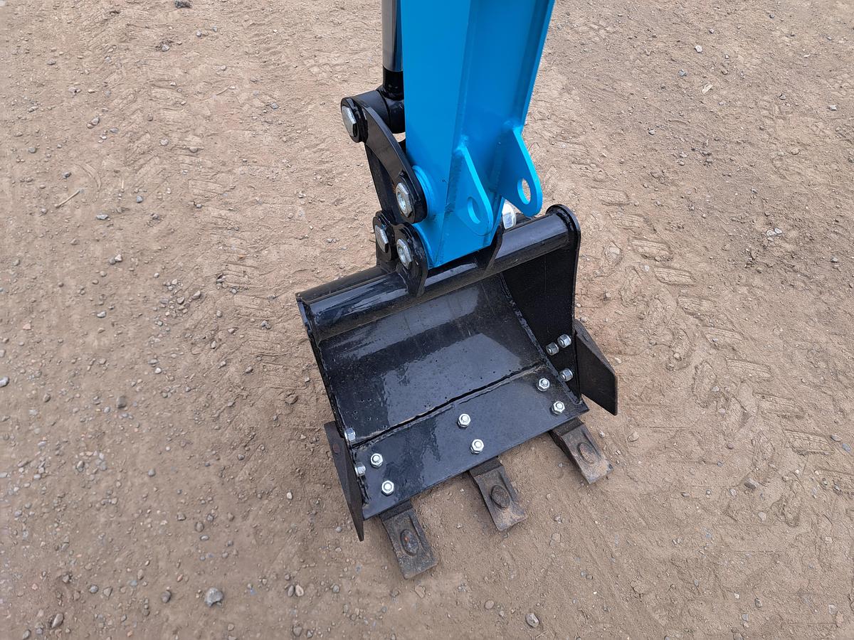 Used Kpc Kv15 mini digger