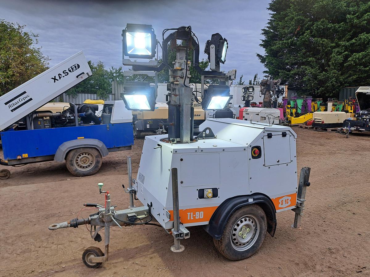 Used Smc TL90 lighting tower 