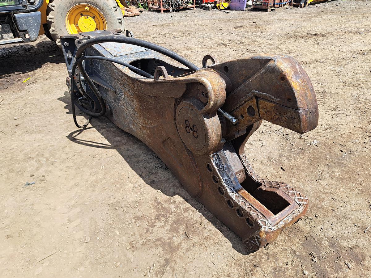 Used Vtn CI2000 shear