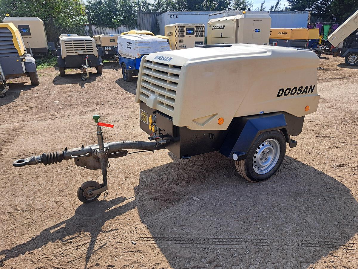 Used Doosan 7/26e
