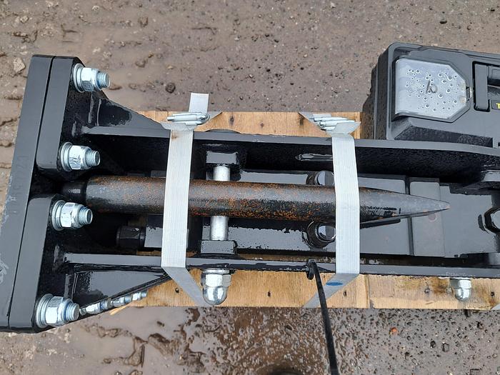 Haner post knocker breaker