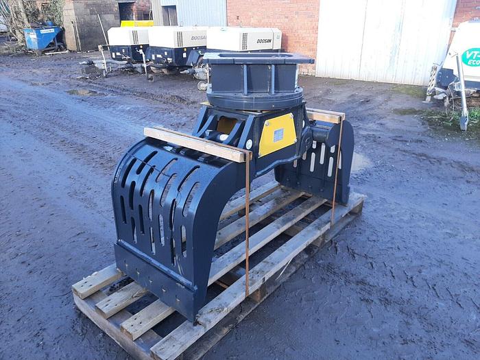 Selector Grab Suit 8 to 13 Tonne Machine