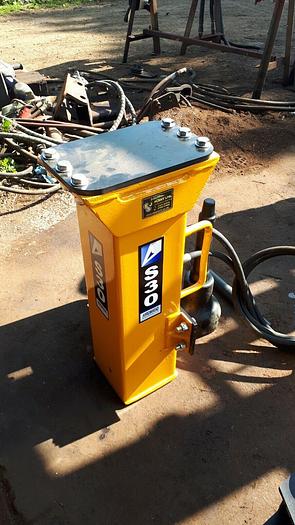 Used Arrowhead Post Driver Breaker Pecker Hydraulic Breaker Pecker Post Driver