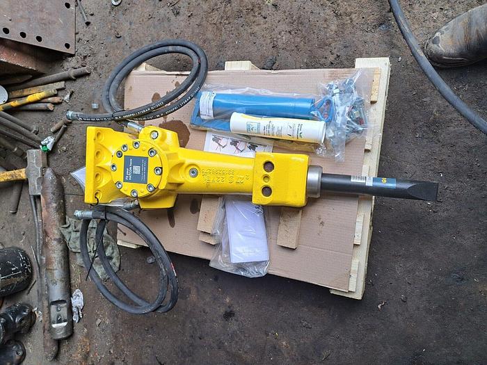 Atlas Copco Sb102 Epiroc Breaker Pecker Suit Mini Digger Excavator New