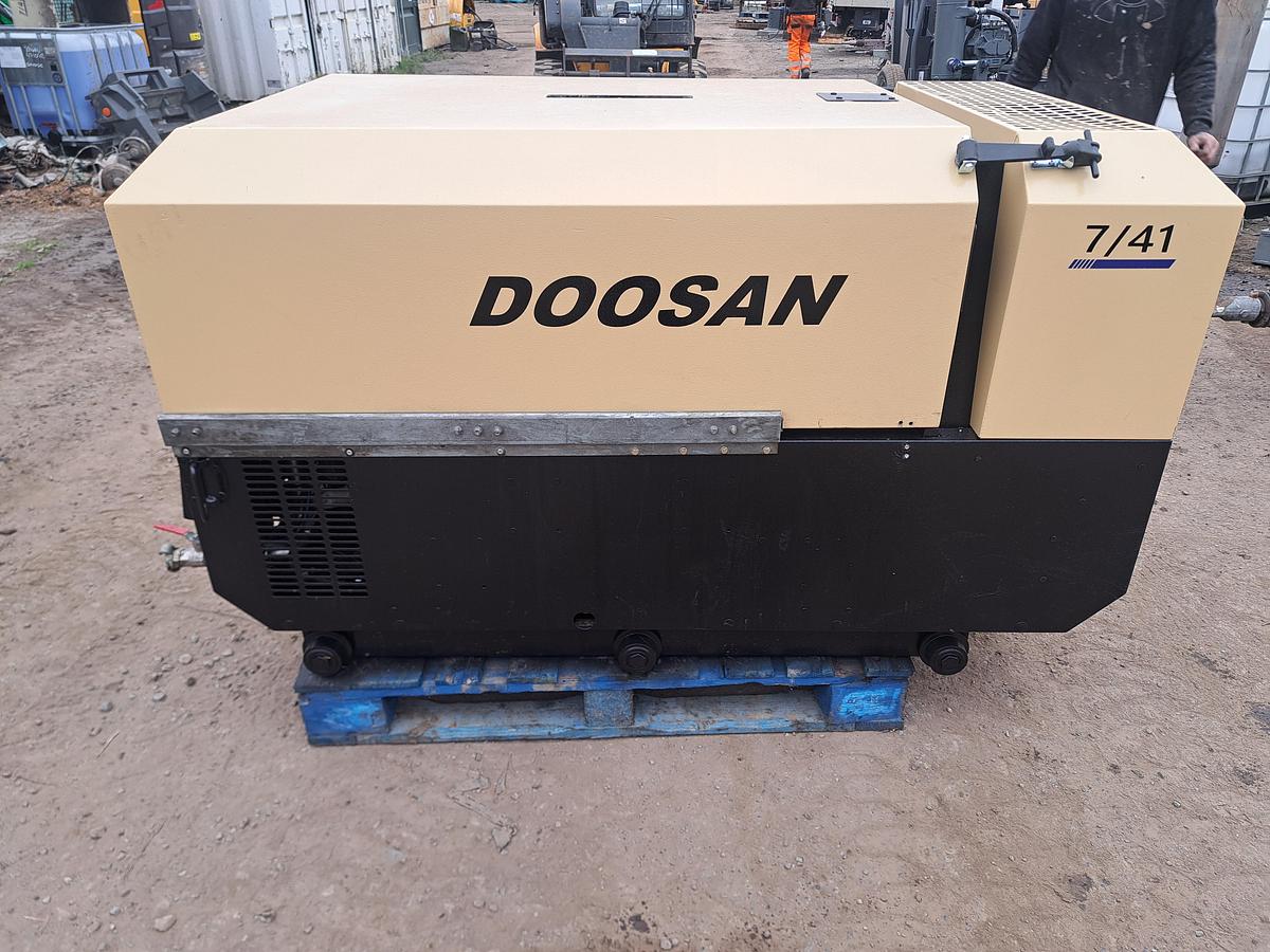 Used Doosan 7/41 compressor