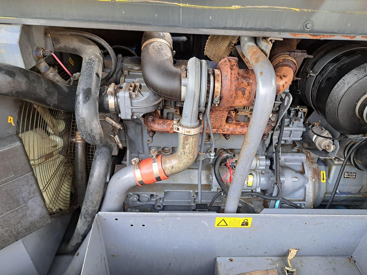 Used Atlas copco xahs 186