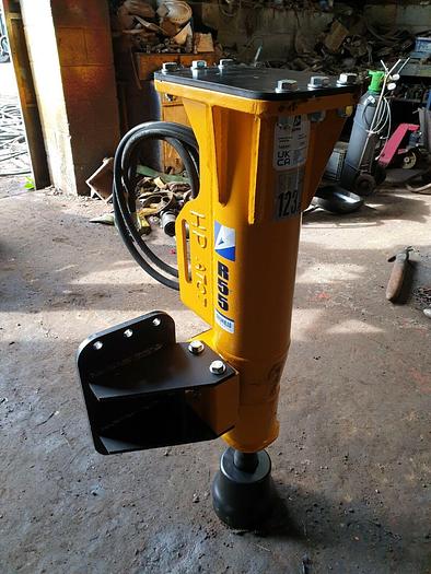 Used Arrowhead Post Driver Breaker Pecker Hydraulic Breaker Pecker Post Driver