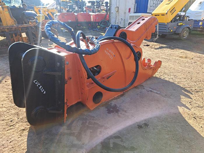Used Hydraulic pulveriser
