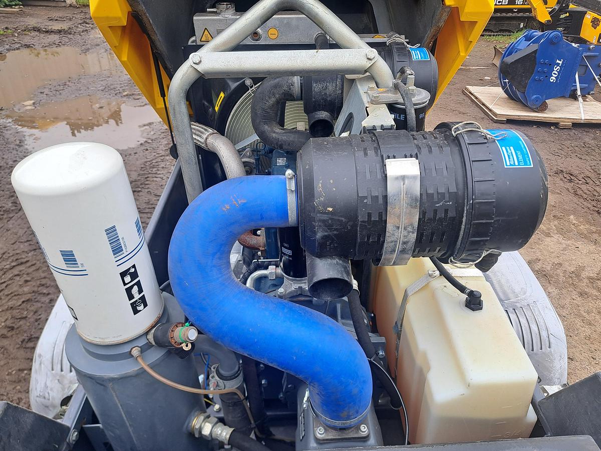 Used Atlas copco xas68