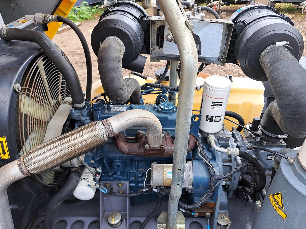 Used Atlas copco xas68