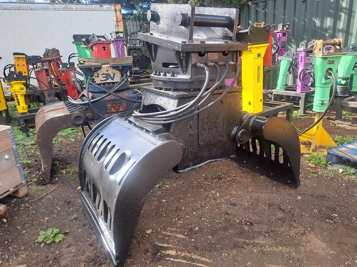 Used Selector grab 