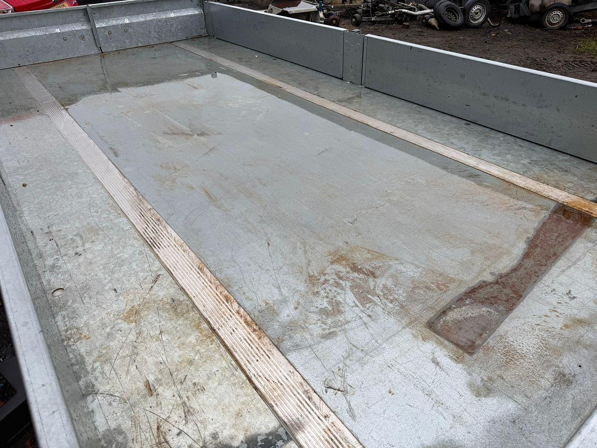 Used Brian James Tipping trailer