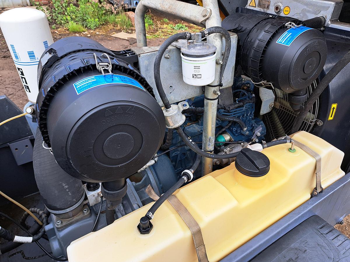Used Atlas copco xas68