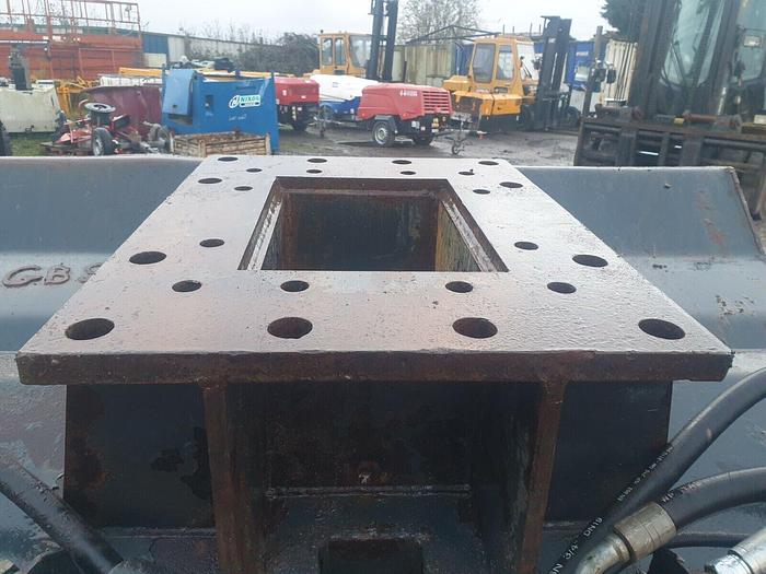 Used Remu Screening Bucket