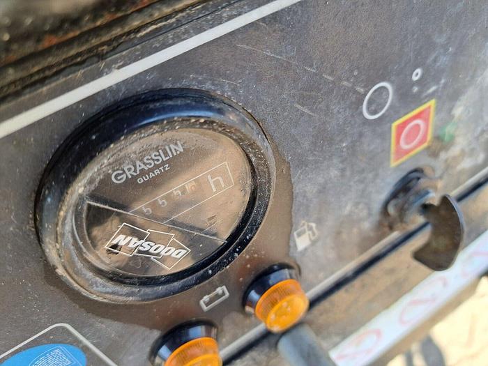 Used DOOSAN INGERSOLL RAND 7/41+ DIESEL PORTABLE AIR COMPRESSOR Low Hours