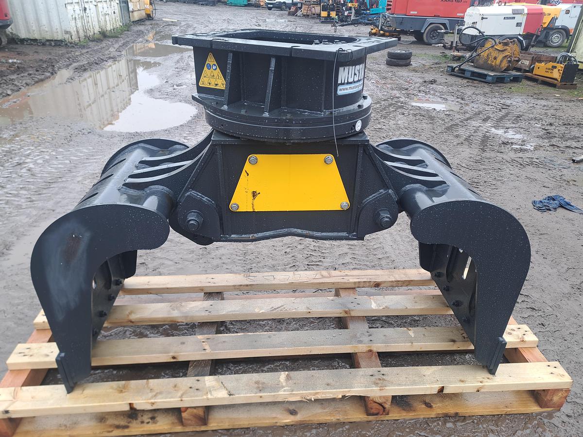 Mustang GRP450 Selector Grab