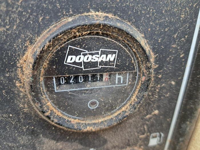 Used Doosan Compressor 7/72 Portable Compressor 260cfm Finance options