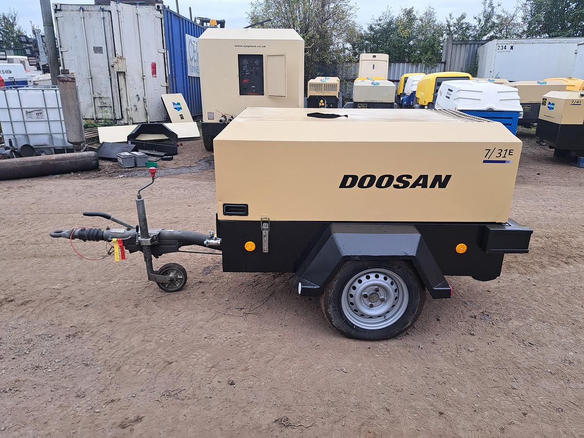 Used Doosan 7/31e compressor generator 
