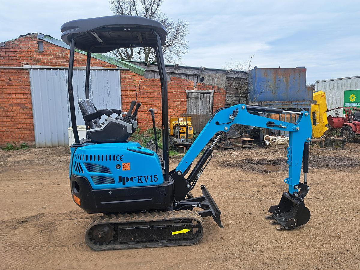 Used Kpc Kv15 mini digger