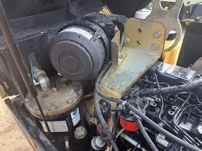 Used DOOSAN INGERSOLL RAND 7/41 DIESEL PORTABLE AIR COMPRESSOR Low Hours