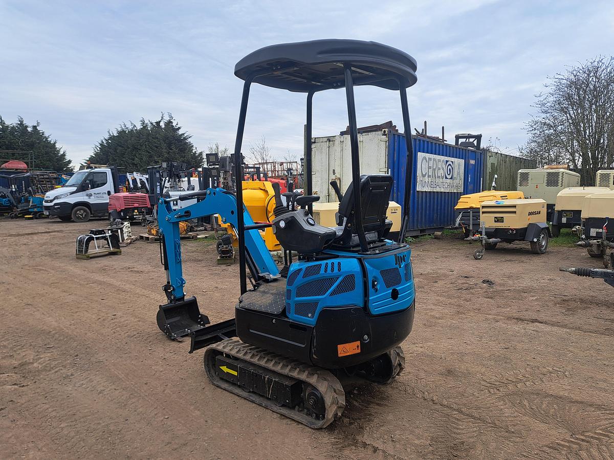 Used Kpc Kv15 mini digger