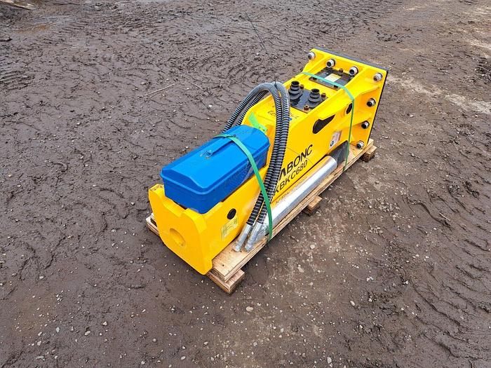 Mini Digger Breaker Pecker Suit 3 To 6 Tonne Machine