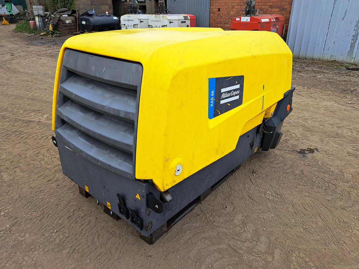 Used Atlas copco xas68