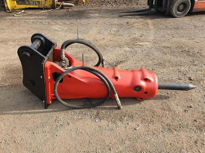 Used Rammer 777 Hydraulic Breaker digger excavator