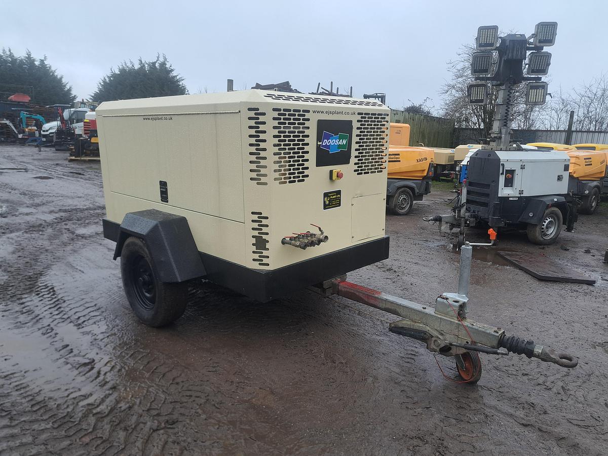 Used Doosan 7/125 10/1010