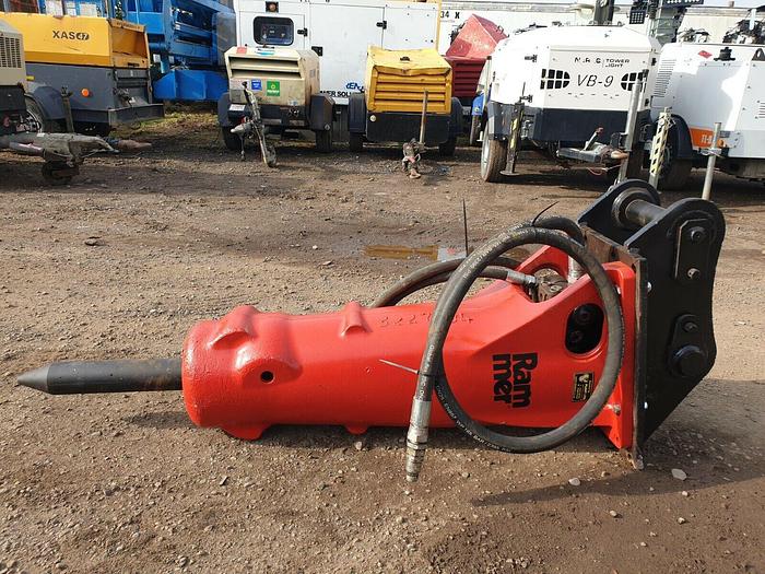 Used Rammer 777 Hydraulic Breaker digger excavator