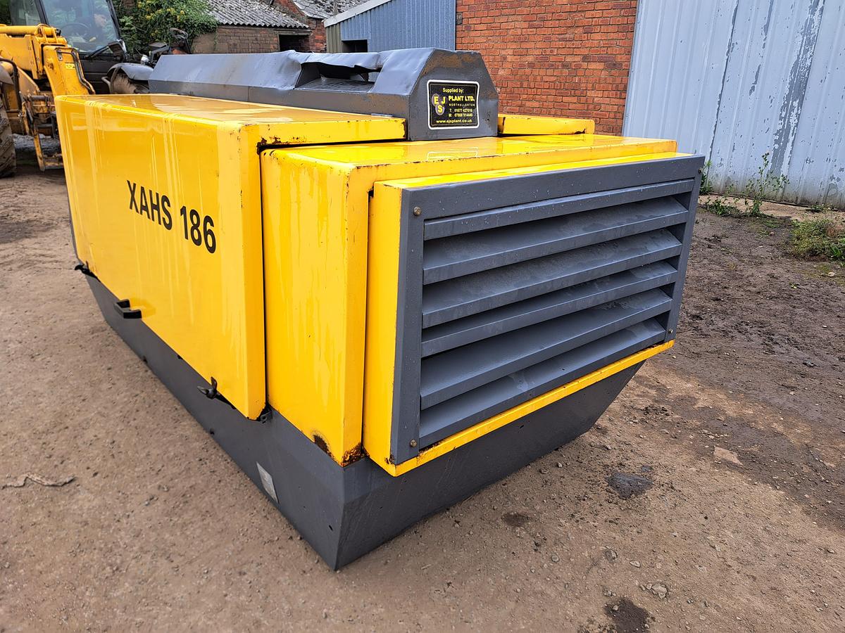 Used Atlas copco xahs 186