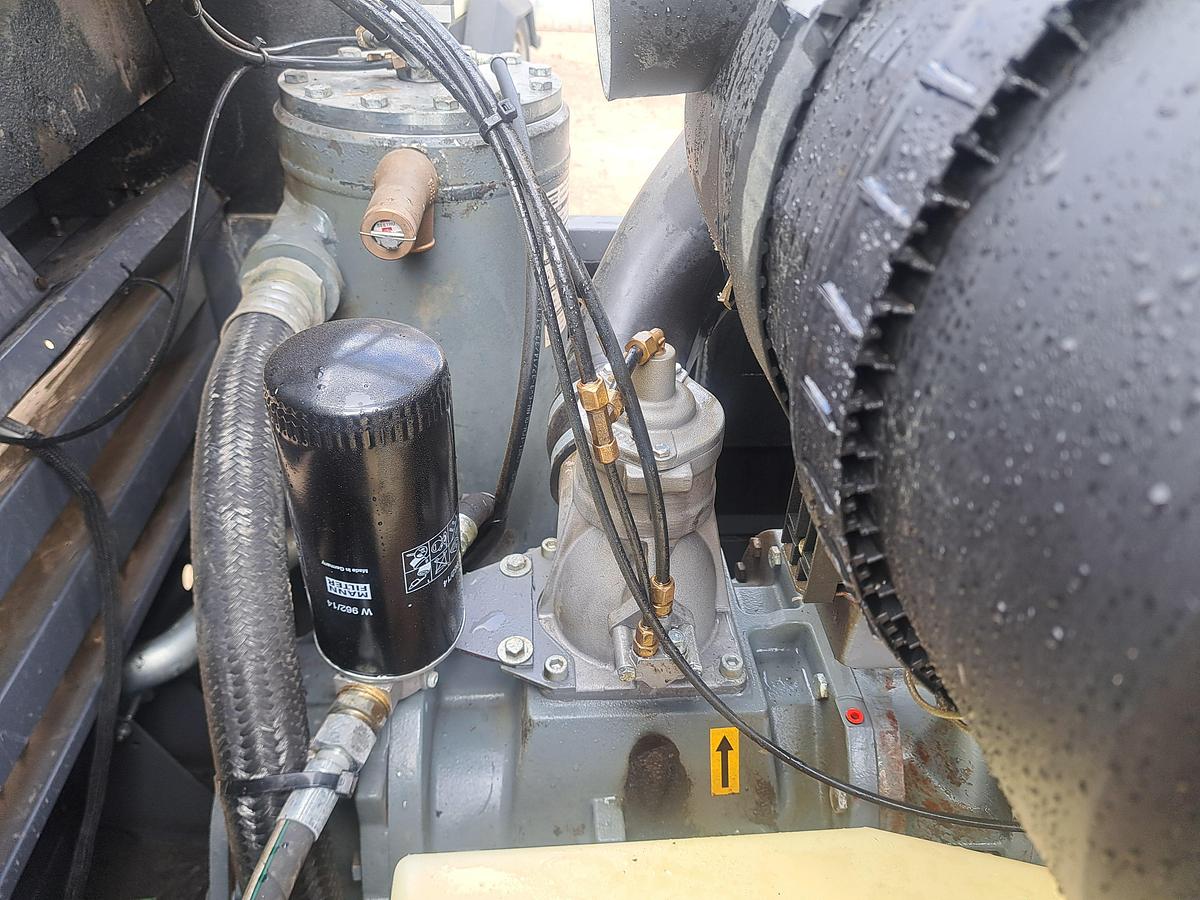 Used Atlas copco xas137 