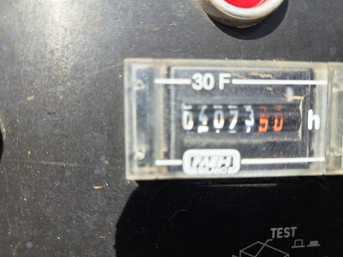 Used Vb9 lighting tower 