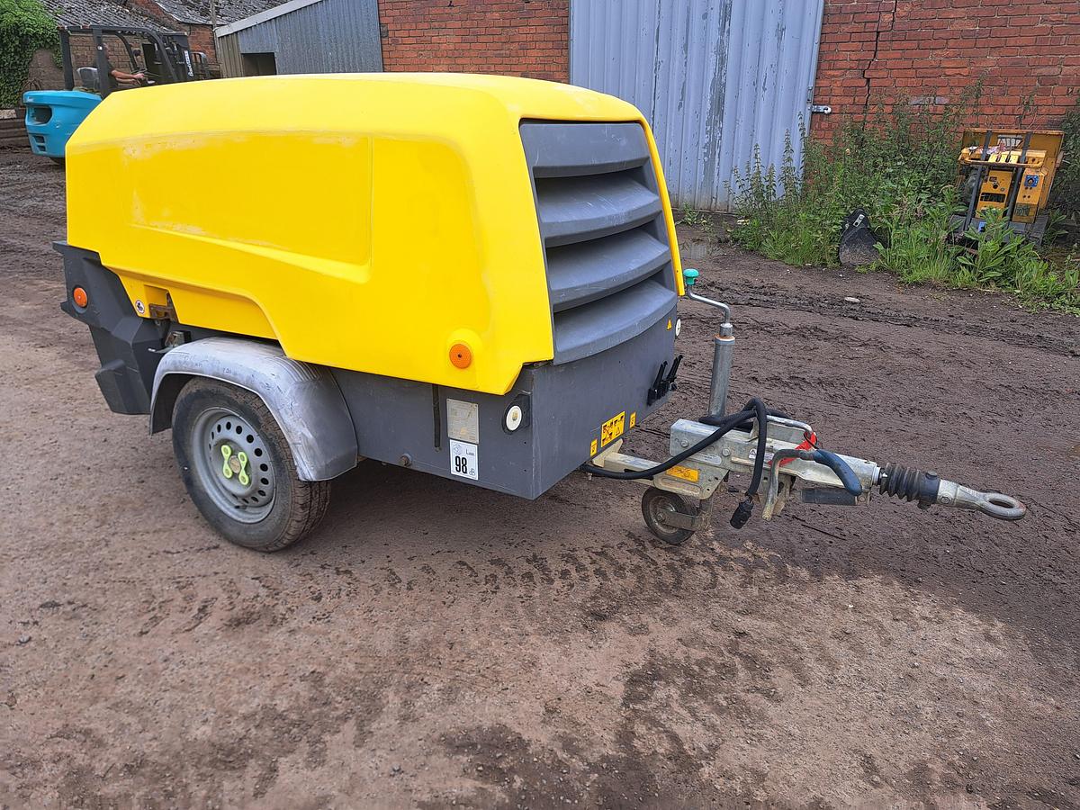 Used Atlas copco xas68