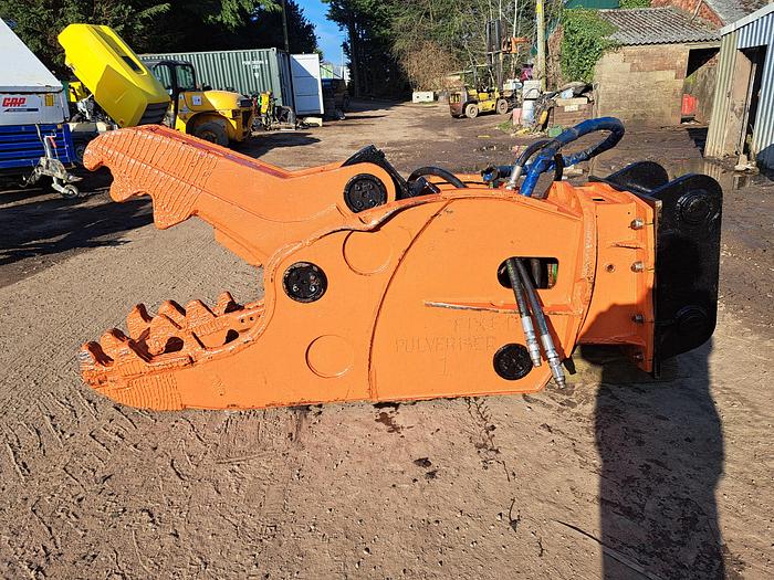 Used Hydraulic pulveriser