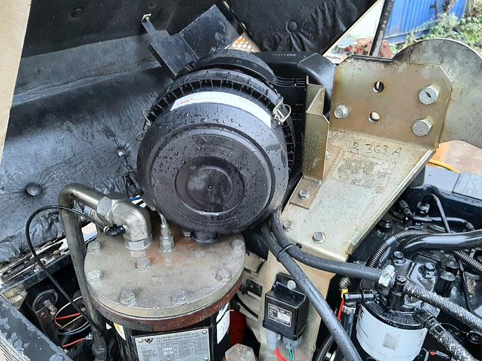 Used DOOSAN 7/41E DIESEL PORTABLE AIR COMPRESSOR GENERATOR