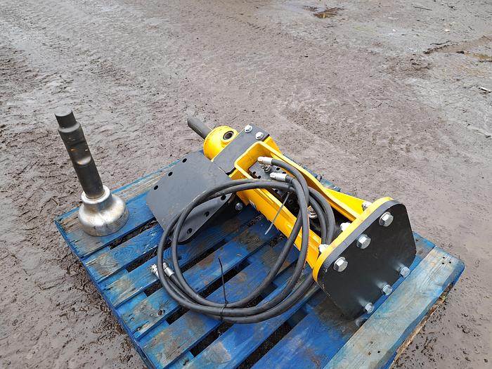 Refurbished Arrowhead R65 post driving hammer breaker