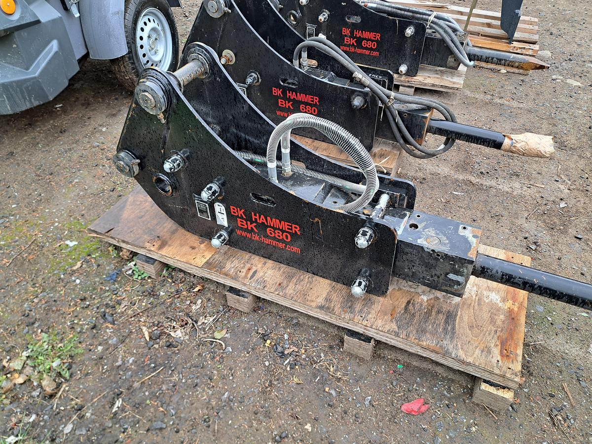 Jcb 3cx breaker 