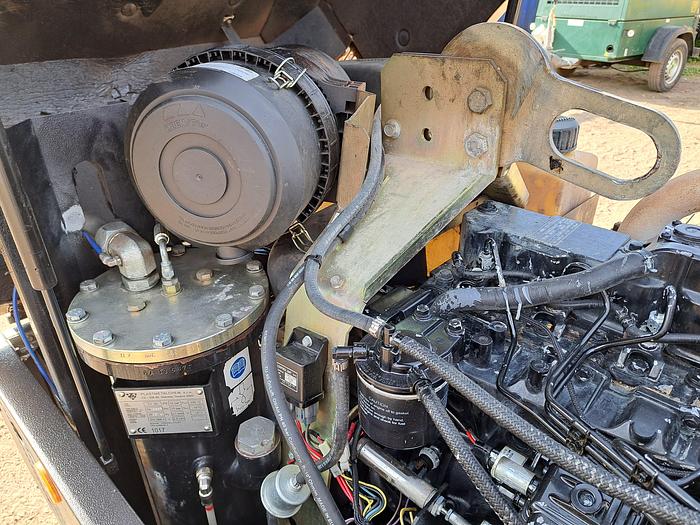 Used Doosan 7/41 compressor generator