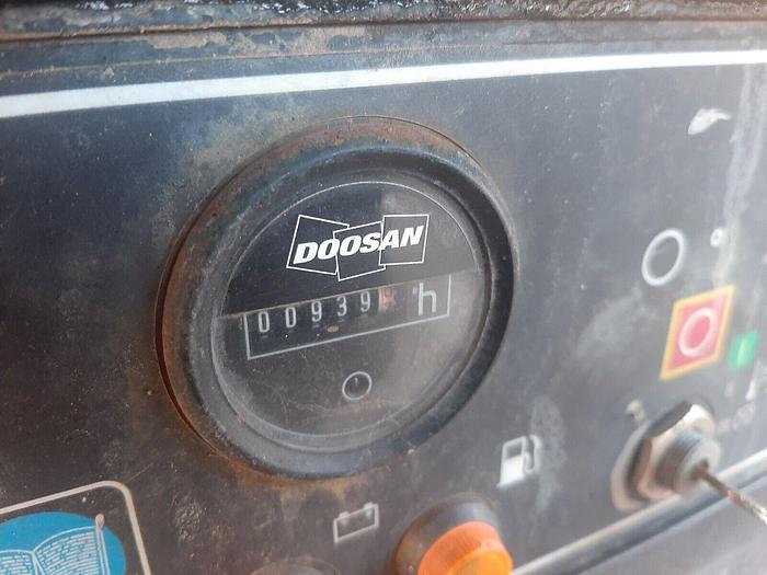 Used DOOSAN INGERSOLL RAND 7/41 DIESEL PORTABLE AIR COMPRESSOR LOW HOURS