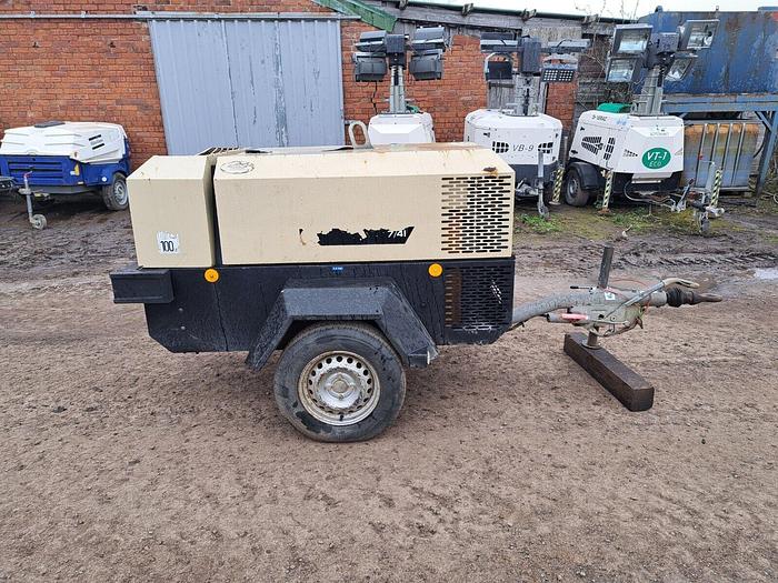 Used DOOSAN INGERSOLL RAND 7/41 DIESEL PORTABLE AIR COMPRESSOR LOW HOURS