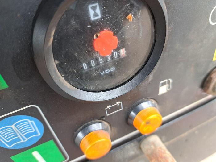 Used DOOSAN INGERSOLL RAND 7/41 DIESEL PORTABLE AIR COMPRESSOR Low Hours