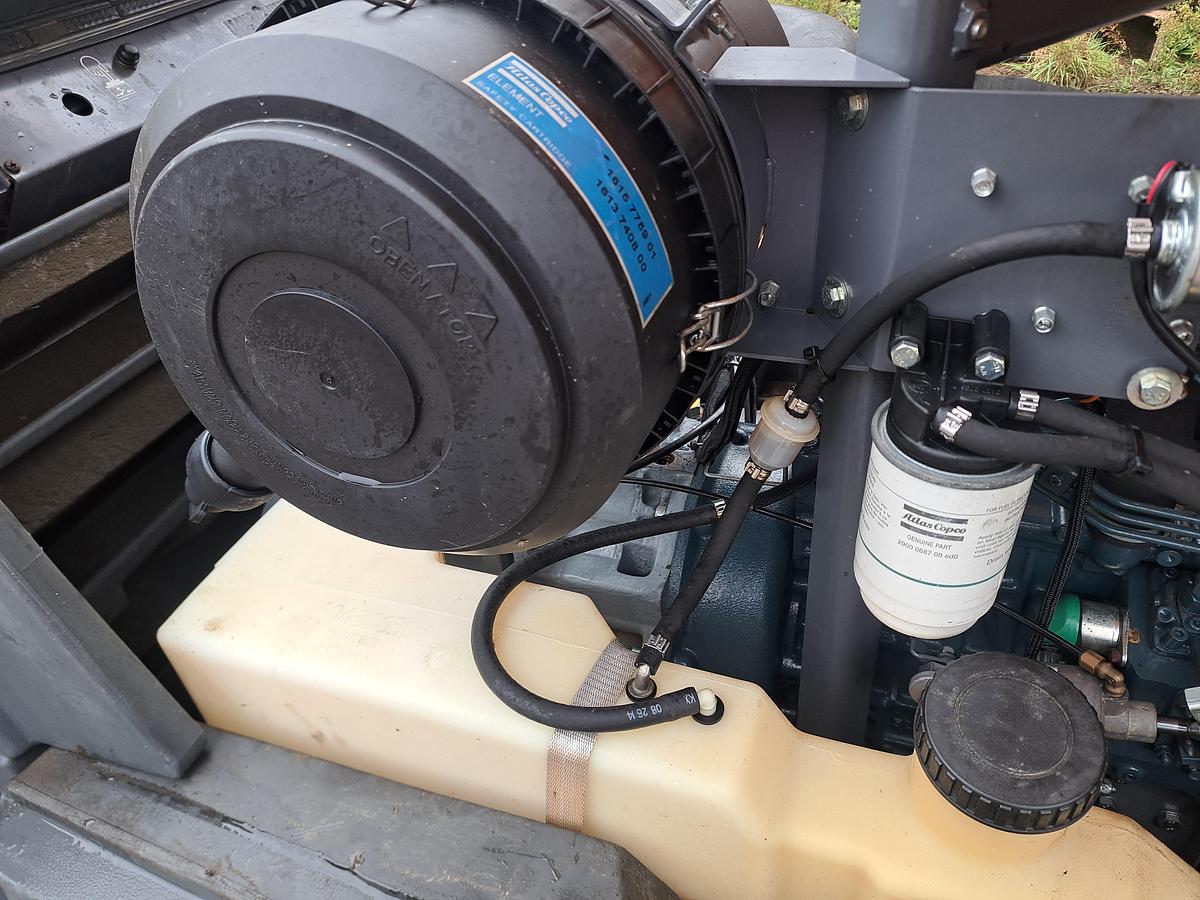 Used Atlas copco xas67