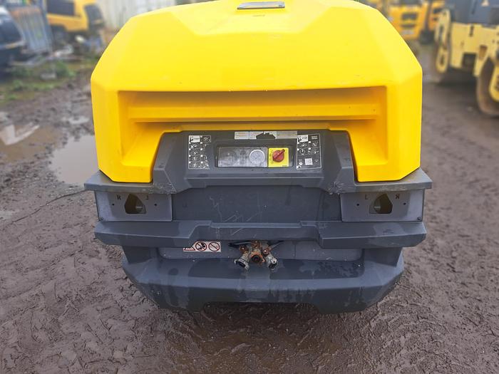 Used Atlas copco xas68 compressor