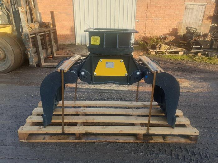 Selector Grab Suit 8 to 13 Tonne Machine