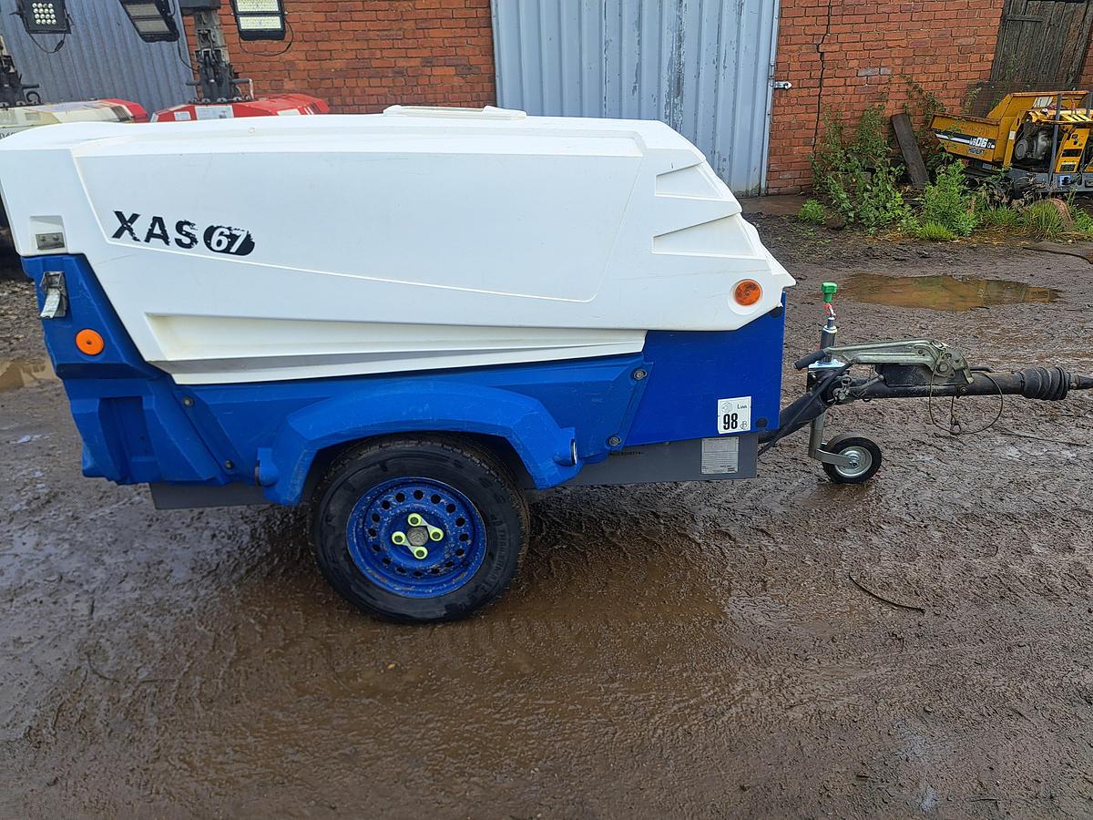 Used Atlas copco xas67