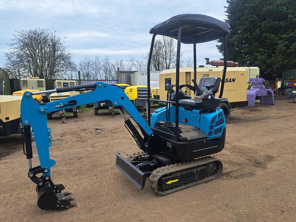 Used Kpc Kv15 mini digger